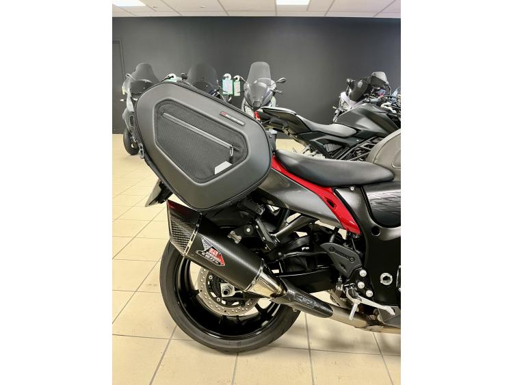 SUZUKI GSX-R 1340 HAYABUSA