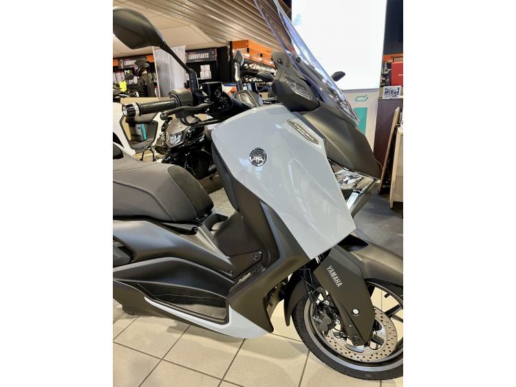 YAMAHA X-MAX 125 TECH MAX