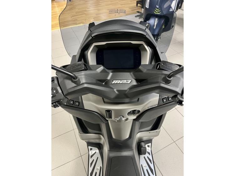 PIAGGIO MP3 530 HPE EXCLUSIVE