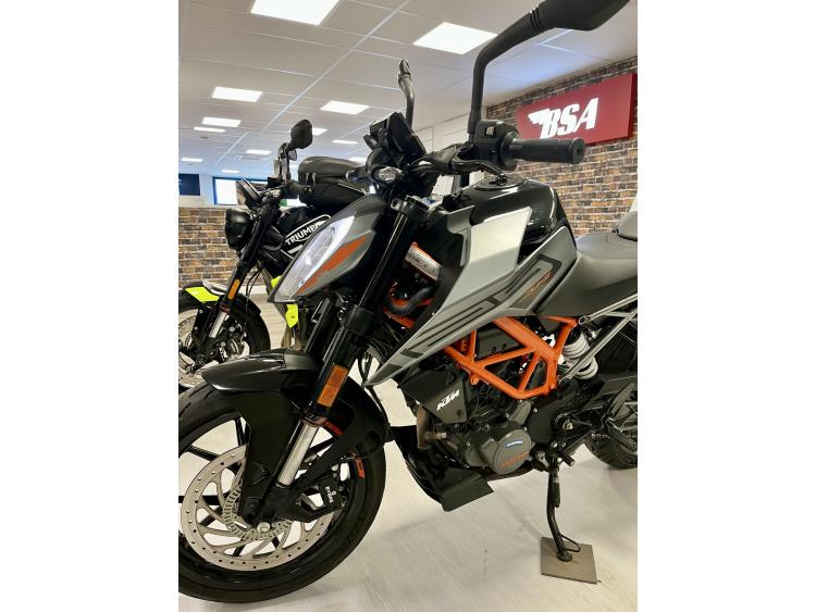 KTM 125 DUKE ABS