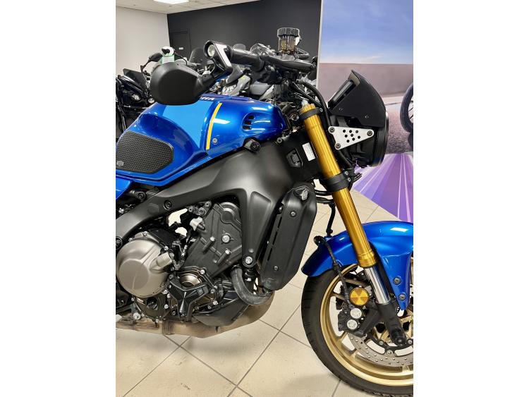YAMAHA XSR 900 ABS