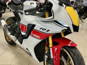 YAMAHA YZF 1000 R1 60TH