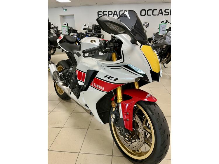 YAMAHA YZF 1000 R1 60TH