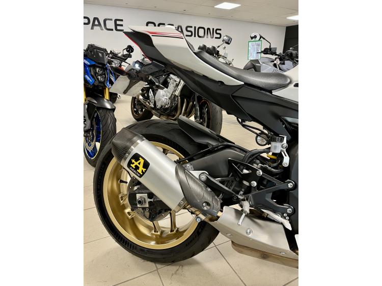 YAMAHA YZF 1000 R1 60TH